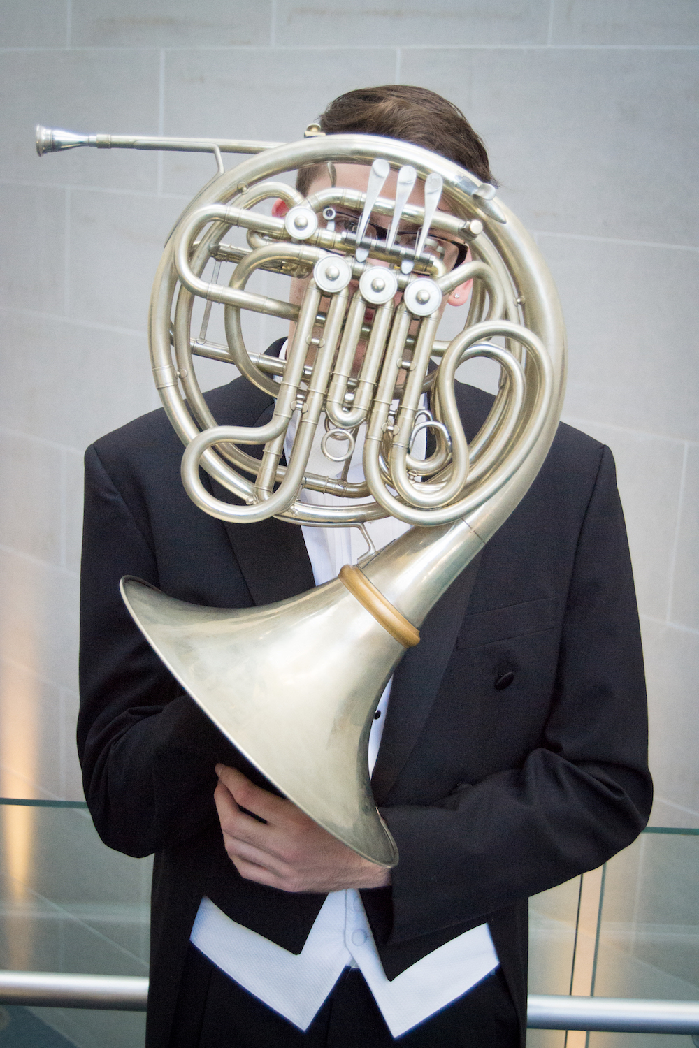 robert levine with a modern french horn